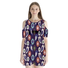 Cute Birds Seamless Pattern Shoulder Cutout Velvet  One Piece by Nexatart