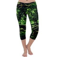 Hot Day In Dallas 26 Capri Yoga Leggings by bestdesignintheworld