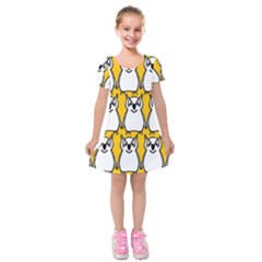 Yellow Owl Background Kids  Short Sleeve Velvet Dress by Sudhe