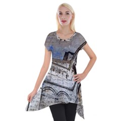 Building Architecture Columns Short Sleeve Side Drop Tunic by Wegoenart