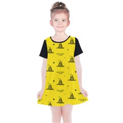 Gadsden Flag Don t Tread On Me Yellow And Black Pattern With American Stars Kids  Simple Cotton Dress by snek