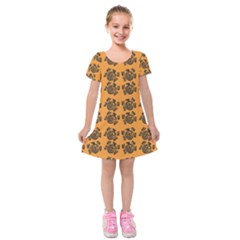 Inka Cultur Animal - Animals And Occult Religion Kids  Short Sleeve Velvet Dress by DinzDas