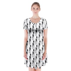 Deerlife Short Sleeve V-neck Flare Dress by Sparkle