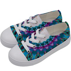 Peacock Kids  Low Top Canvas Sneakers by LW323