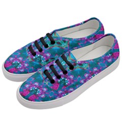 Peacock2 Women s Classic Low Top Sneakers by LW323