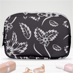 Folk Flowers Print Floral Pattern Ethnic Art Make Up Pouch (small) by Eskimos