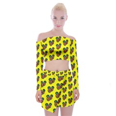 Yellow Background Pineapples Off Shoulder Top With Mini Skirt Set by ConteMonfrey