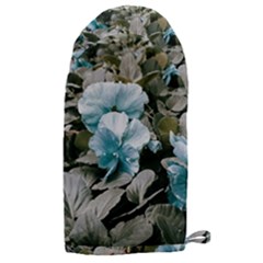 Flowers And Leaves Colored Scene Microwave Oven Glove by dflcprintsclothing