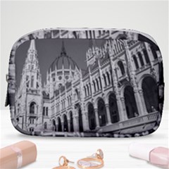 Architecture-parliament-landmark Make Up Pouch (small) by Ket1n9