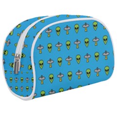 Alien Pattern Make Up Case (medium) by Ket1n9