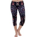 Photos Chartres Rosette Cathedral Capri Yoga Leggings View1