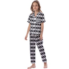 Black And White Circles Pattern Kids  Satin Short Sleeve Pajamas Set by ytdream