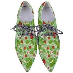 Strawberries Pattern Seamless Pointed Oxford Shoes by Posterlux