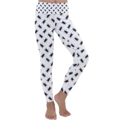 Fly Phot Motif Seamless Black And White Pattern Kids  Lightweight Velour Classic Yoga Leggings by dflcprintsclothing