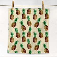 Pineapple Wallpaper Pattern Face Towel by Nexatart