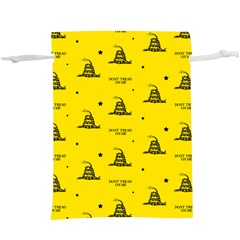 Gadsden Flag Don t Tread On Me Yellow And Black Pattern With American Stars  Lightweight Drawstring Pouch (xl) by snek