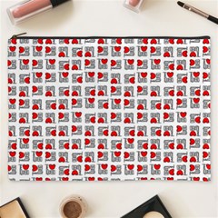 Spanish Love Phrase Motif Pattern Cosmetic Bag (xxxl) by dflcprintsclothing