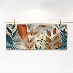 Leaves Pattern Flora Hand Towel by Sabxi